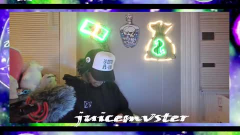 Snapshot of lxrdhxkvgemvsterjuice chatting on October 5, 2025, 3:38 am lxrdhxkvgemvsterjuice online show from October 5, 2025, 3:38 am
