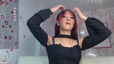 Call me Lia  online show from December 1, 2024, 9:37 pm