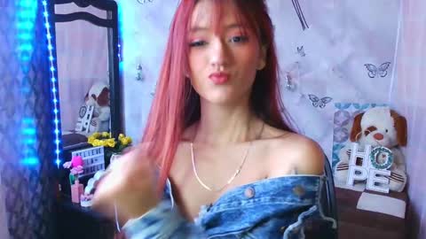 Call me Lia  online show from January 25, 2025, 4:46 pm