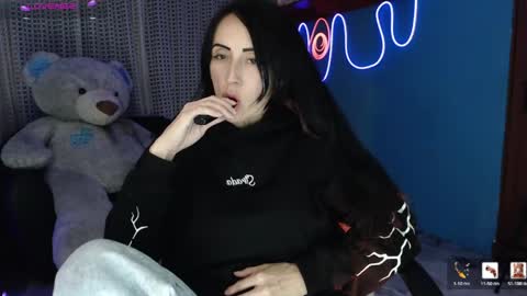 Lyann  online show from May 26, 2026, 6:09 am