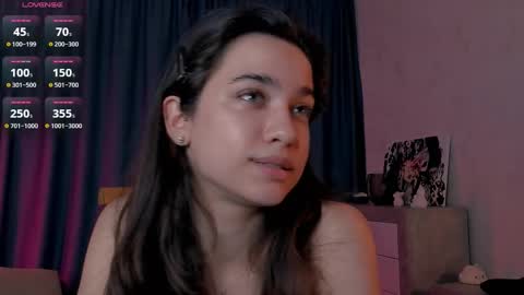 Snapshot of lyanna_tale chatting on October 15, 2025, 10:10 pm Lyanna online show from October 15, 2025, 10:10 pm