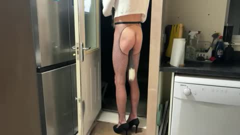 Snapshot of lydiaxdress chatting on September 26, 2025, 11:09 pm Lydia online show from September 26, 2025, 11:09 pm