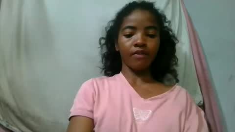 lydie856696 online show from June 7, 2026, 2:48 am