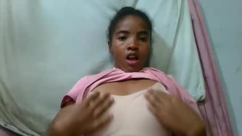 lydie856696 online show from June 8, 2026, 1:55 pm