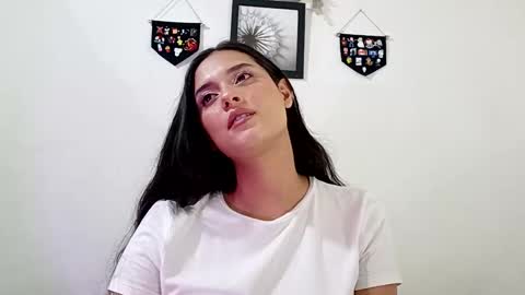 lyla online show from January 14, 2025, 2:19 am