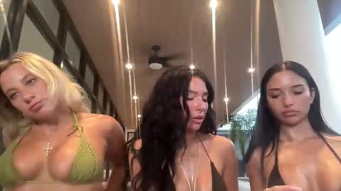 lylaxblake online show from March 19, 2026, 10:36 pm