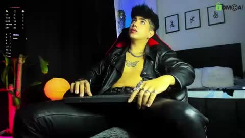Lyle Bennett Freelance Model online show from June 14, 2026, 6:10 pm