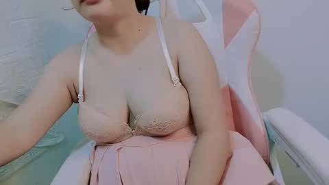 Snapshot of lylikixi chatting on June 5, 2026, 2:07 am lylikixi online show from June 5, 2026, 2:07 am