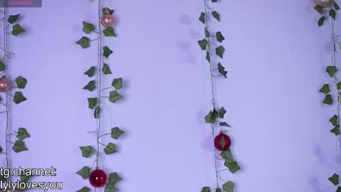 Lyly   online show from December 16, 2025, 5:45 am