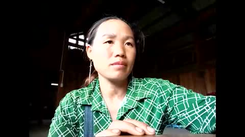 Snapshot of lyn_eva chatting on April 26, 2026, 10:24 am lyn_eva online show from April 26, 2026, 10:24 am