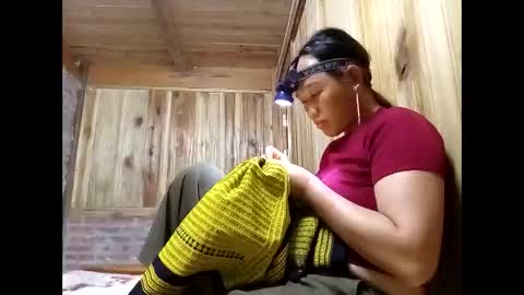 Snapshot of lyn_eva chatting on May 23, 2026, 4:18 am lyn_eva online show from May 23, 2026, 4:18 am