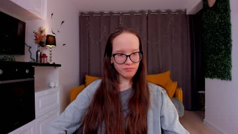 Sara online show from February 6, 2025, 10:43 pm