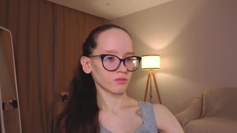 Sara online show from February 11, 2026, 4:12 pm