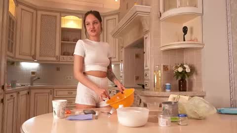 Natasha online show from February 28, 2025, 4:10 pm