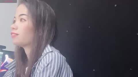 Snapshot of lynnalltop_165_keke chatting on November 2, 2025, 7:11 am lynnalltop_165_keke online show from November 2, 2025, 7:11 am