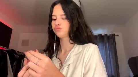 Kay online show from January 15, 2026, 12:21 pm