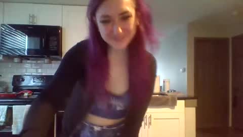 Snapshot of lynnkitten69000 chatting on February 4, 2026, 6:14 pm Lynn online show from February 4, 2026, 6:14 pm