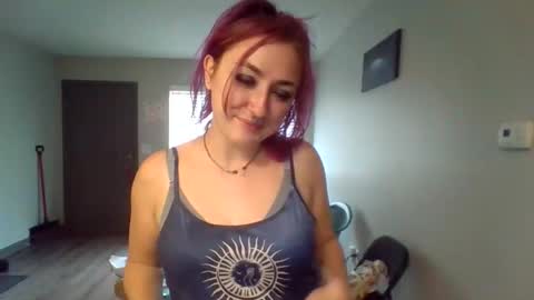 Snapshot of lynnkitten69000 chatting on April 13, 2026, 4:45 pm Lynn online show from April 13, 2026, 4:45 pm