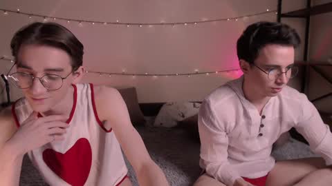 Snapshot of lyonfilm chatting on January 12, 2025, 11:07 am KennyEliot online show from January 12, 2025, 11:07 am