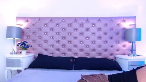 LYRA online show from January 28, 2025, 7:53 pm