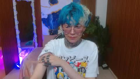 lyra_tay online show from March 18, 2026, 11:24 am