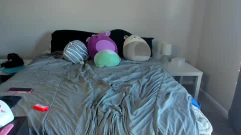 Lyra Greene online show from April 11, 2026, 11:09 pm