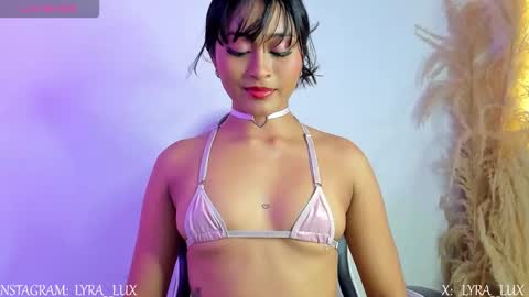 lyralux10 online show from November 10, 2025, 12:09 am