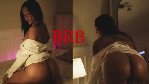 lyralux10 online show from February 16, 2026, 2:40 am