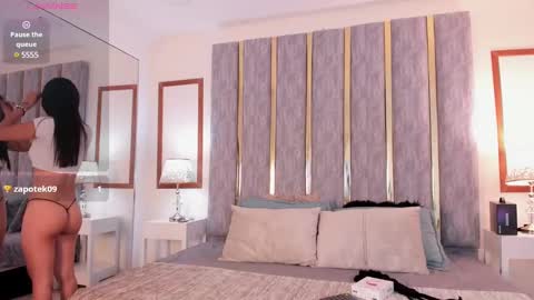 Lizzy smith  online show from February 24, 2025, 8:03 pm