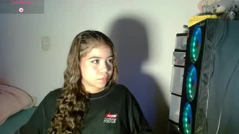 mila online show from May 7, 2026, 4:07 am
