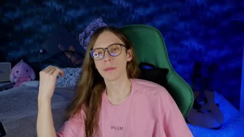 Snapshot of m1shq chatting on September 13, 2025, 2:50 pm m1shq online show from September 13, 2025, 2:50 pm