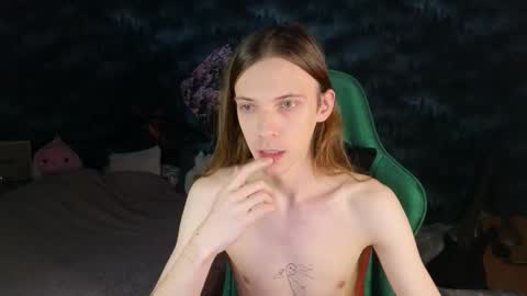 m1shq online show from November 23, 2025, 7:46 pm