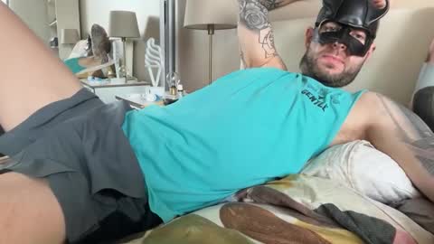 Snapshot of m_ass_k chatting on December 2, 2024, 7:49 pm m-ass-k online show from December 2, 2024, 7:49 pm