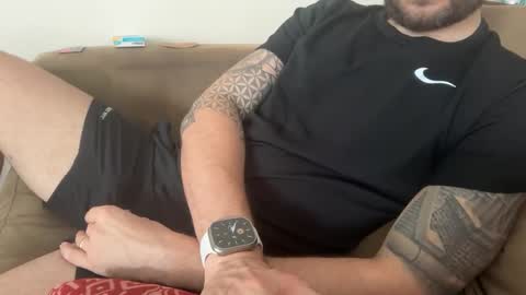 Snapshot of m_ass_k chatting on January 7, 2025, 4:18 am m-ass-k online show from January 7, 2025, 4:18 am