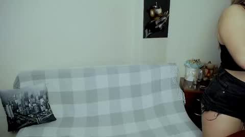 Vikki online show from September 16, 2025, 2:07 pm