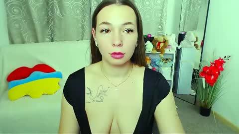 Vikki online show from June 7, 2026, 11:25 am