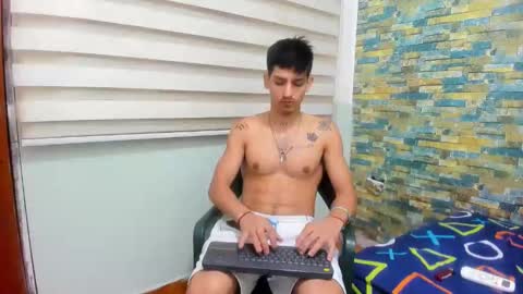 itgram pezlo josue online show from February 10, 2025, 1:11 pm