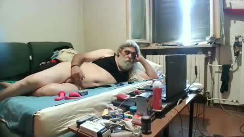 maax1970 online show from September 13, 2025, 9:53 am