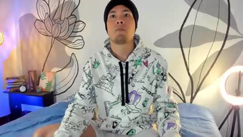   online show from September 10, 2025, 11:32 am