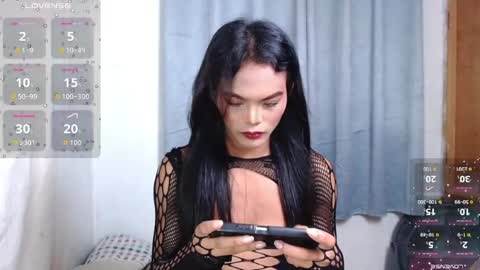 Divina online show from June 12, 2026, 4:00 am