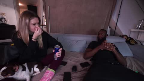 Mac Troy online show from December 19, 2024, 5:50 pm