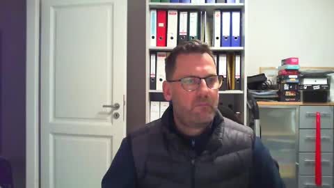 macfly67 online show from December 20, 2024, 4:14 pm