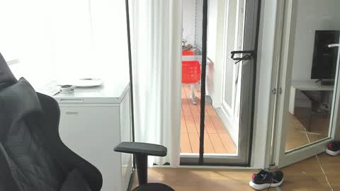 Andy online show from March 31, 2026, 2:28 pm