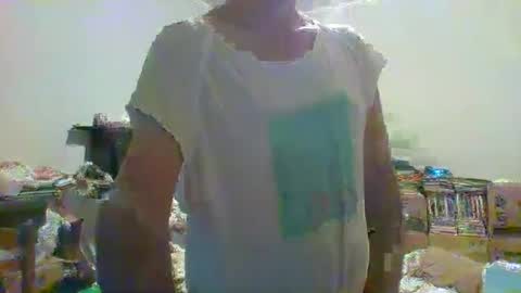 MACHOLIVRE online show from October 5, 2025, 3:38 am