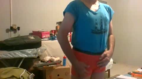 Snapshot of machoalex chatting on May 24, 2026, 6:40 am MACHOLIVRE online show from May 24, 2026, 6:40 am