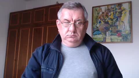 Macho online show from February 12, 2025, 3:16 pm