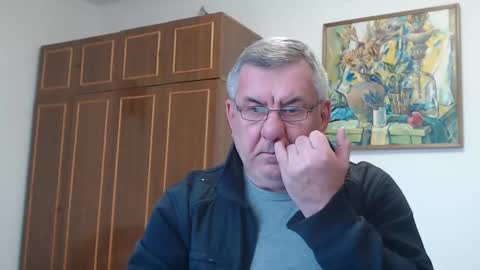 Macho online show from February 14, 2025, 1:29 pm