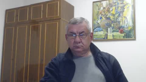 Macho online show from October 28, 2025, 7:05 pm