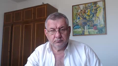 Macho online show from May 24, 2026, 1:05 pm