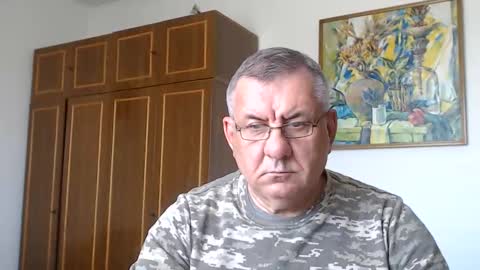 Macho online show from May 27, 2026, 2:58 pm